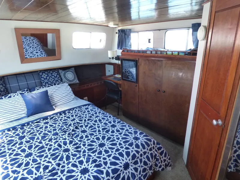 1978 Thompson Trawler