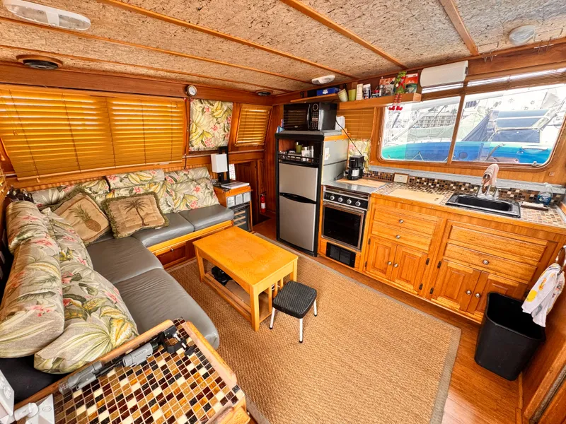 1978 Californian 38 LRC