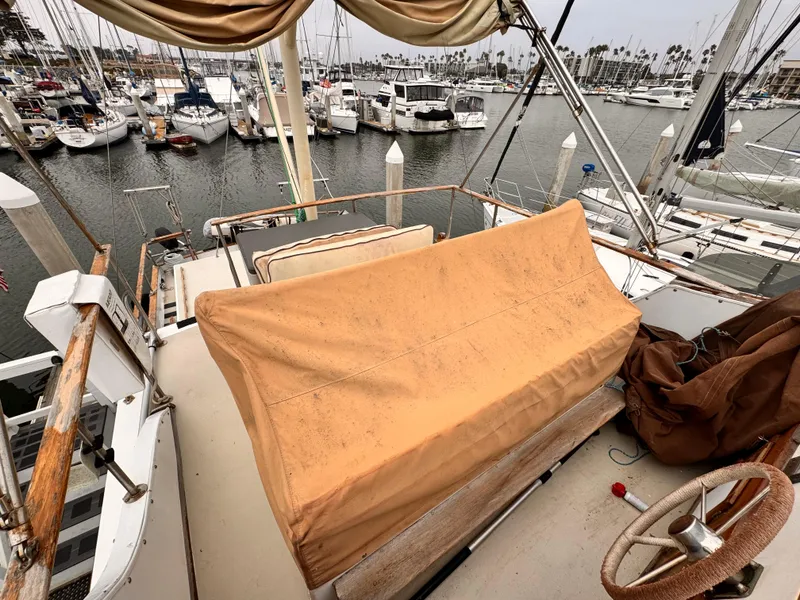 1978 Californian 38 LRC