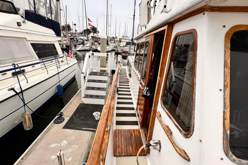 1978 Californian 38 LRC