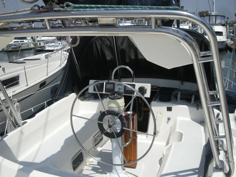 1990 Hunter Passage 42