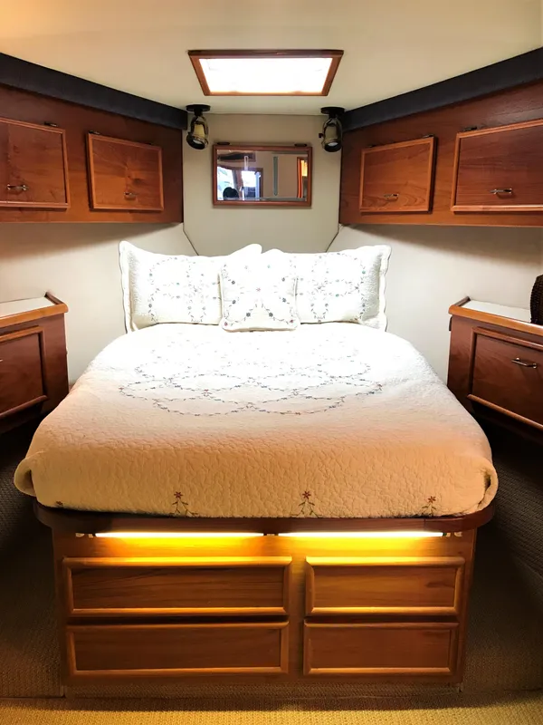 1989 Ocean Yachts 48 CONVERTIBLE