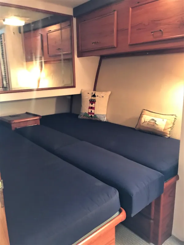 1989 Ocean Yachts 48 CONVERTIBLE