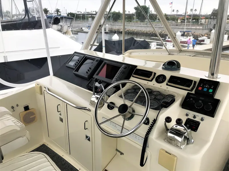 1989 Ocean Yachts 48 CONVERTIBLE