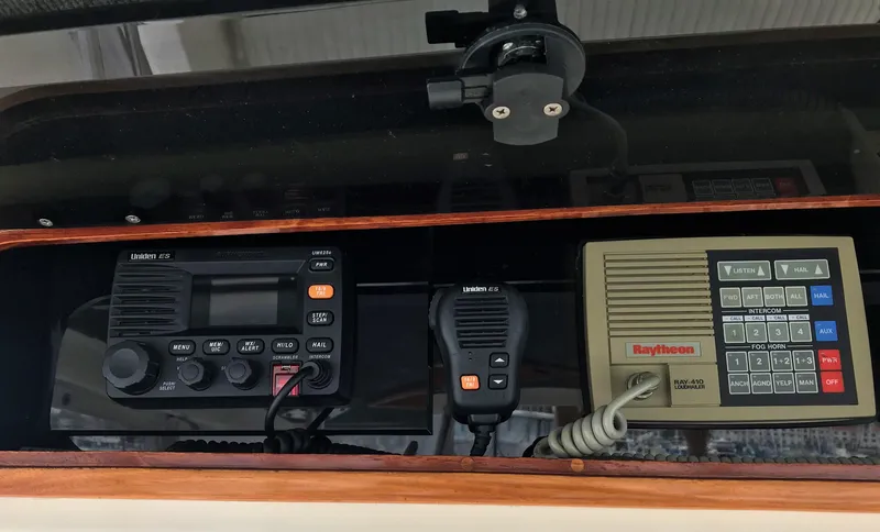 1989 Ocean Yachts 48 CONVERTIBLE