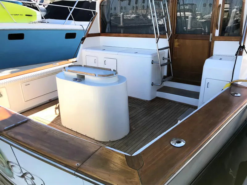 1989 Ocean Yachts 48 CONVERTIBLE
