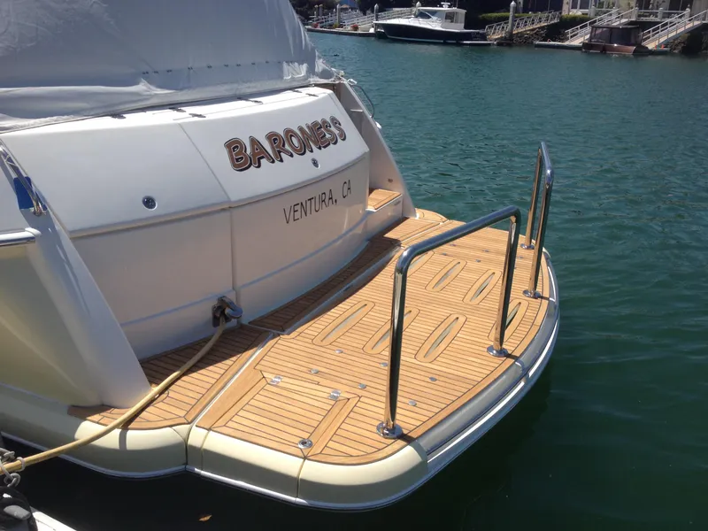 2012 Riviera Sport Yacht