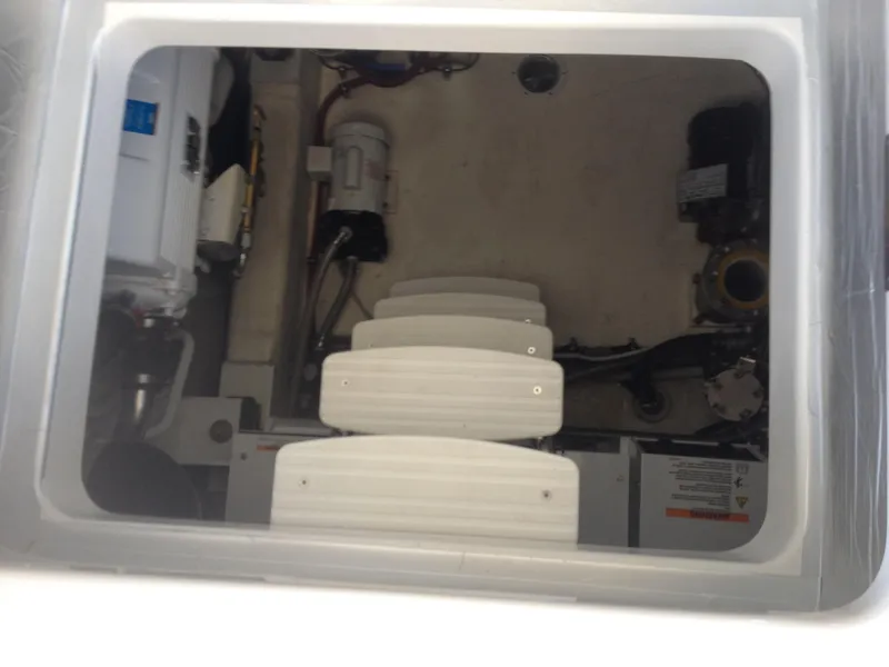 2012 Riviera Sport Yacht