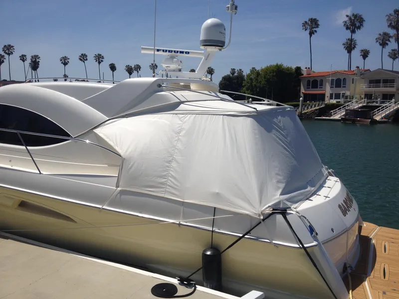 2012 Riviera Sport Yacht
