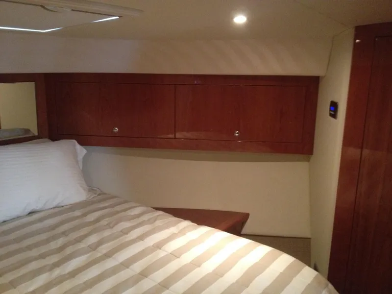 2012 Riviera Sport Yacht