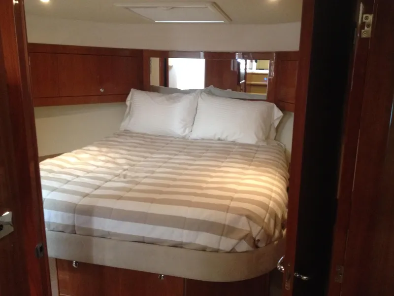 2012 Riviera Sport Yacht