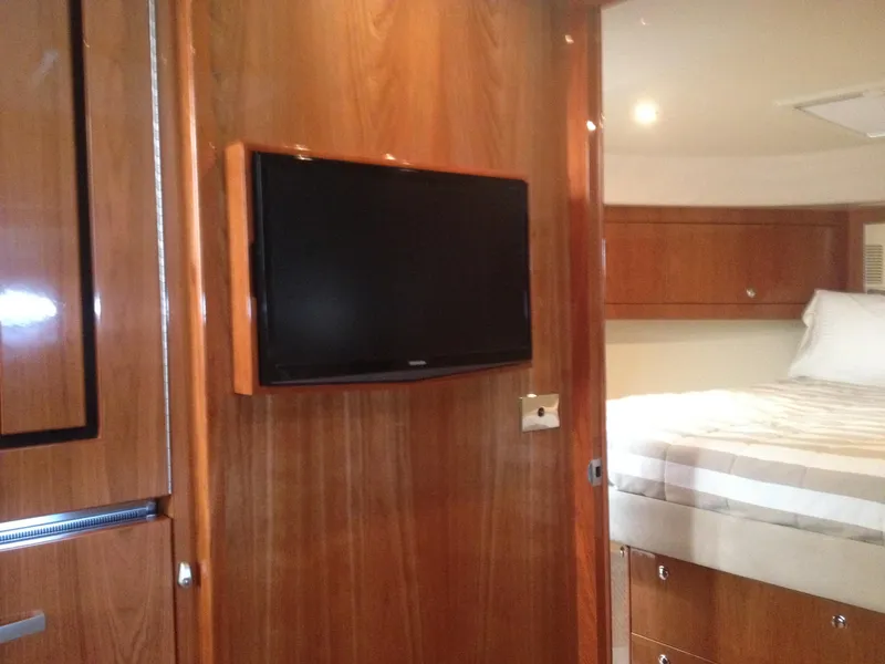 2012 Riviera Sport Yacht