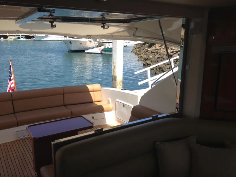 2012 Riviera Sport Yacht