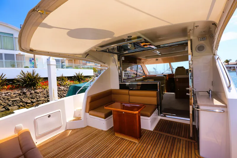 2012 Riviera Sport Yacht