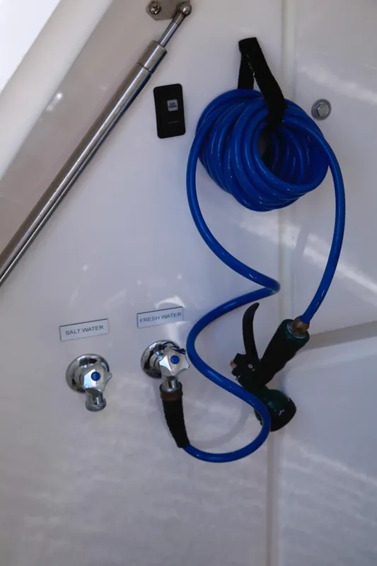 2012 Riviera Sport Yacht
