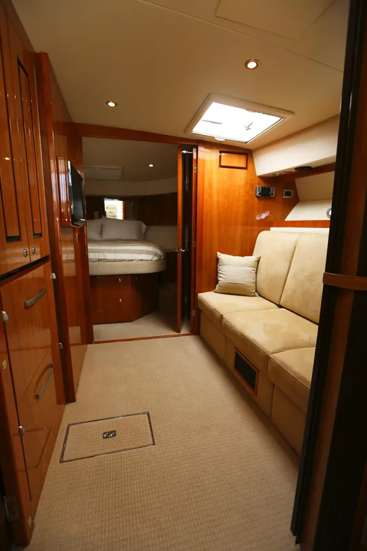 2012 Riviera Sport Yacht