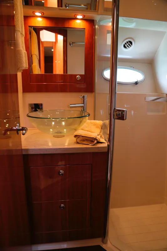 2012 Riviera Sport Yacht