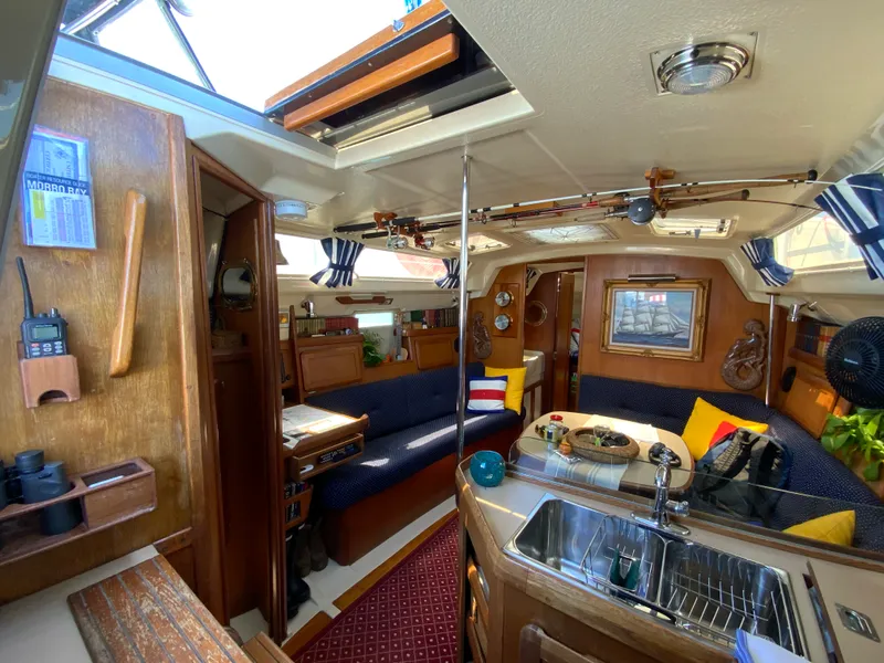 1991 Hunter 33.5