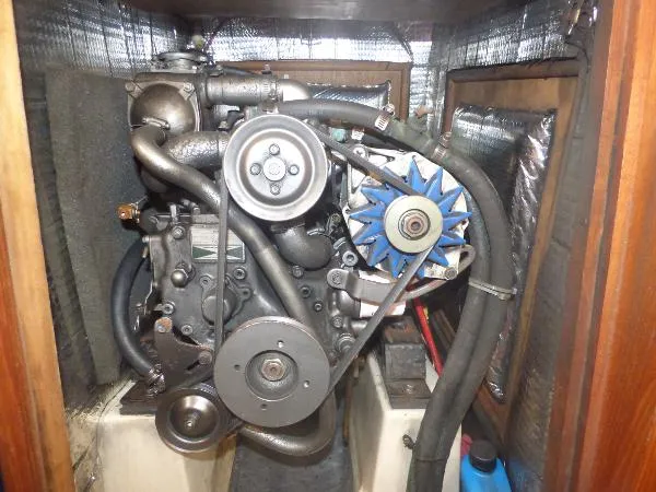 1991 Hunter 33.5