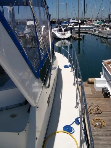 1984 Carver Mariner 3697