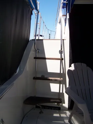 1984 Carver Mariner 3697