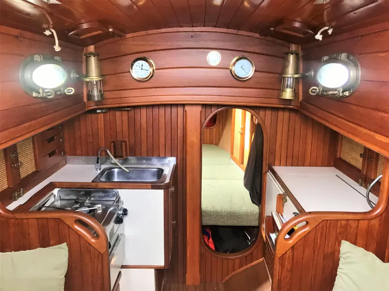 1980 Falmouth Cutter 22