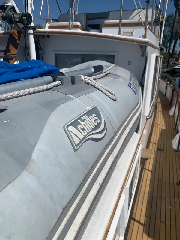 1973 Grand Banks Classic 42