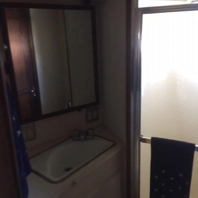 1985 Hatteras 43 Double Cabin