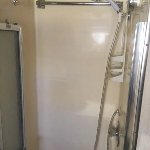 1985 Hatteras 43 Double Cabin