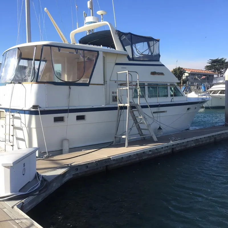 1985 Hatteras 43 Double Cabin