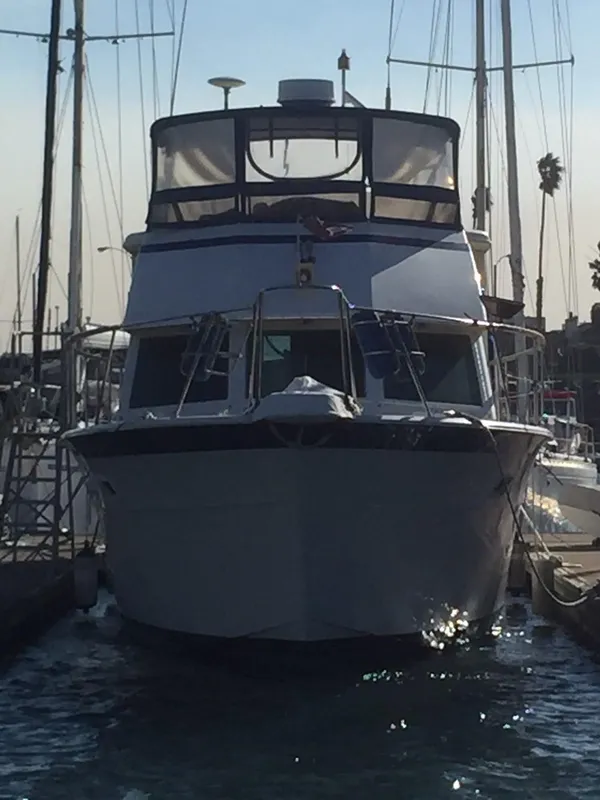 1985 Hatteras 43 Double Cabin