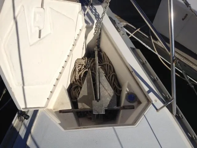 1990 Hunter 28