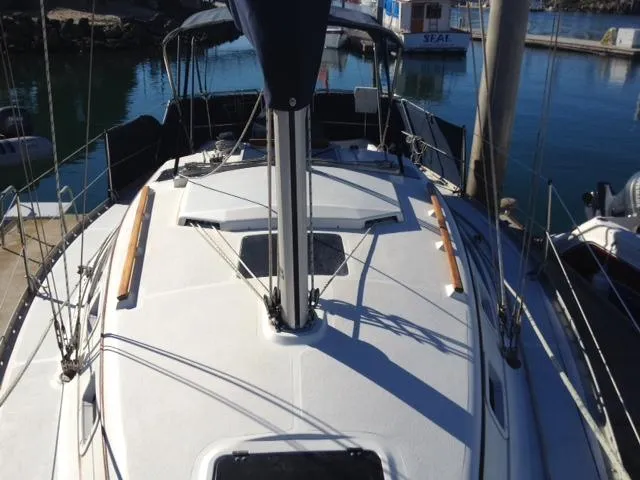 1990 Hunter 28