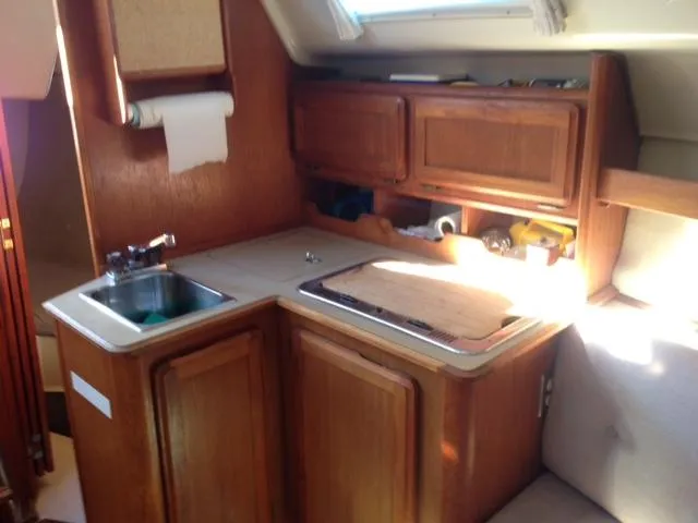 1990 Hunter 28