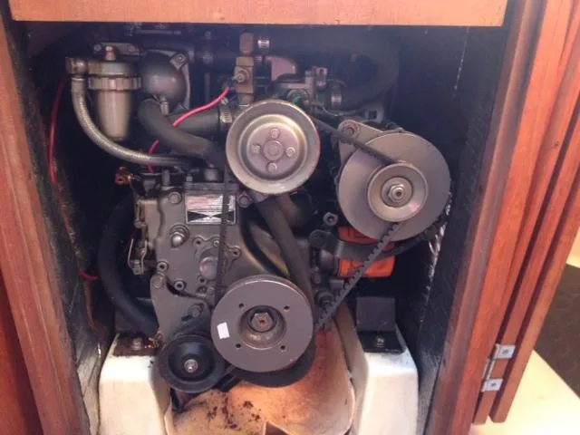 1990 Hunter 28