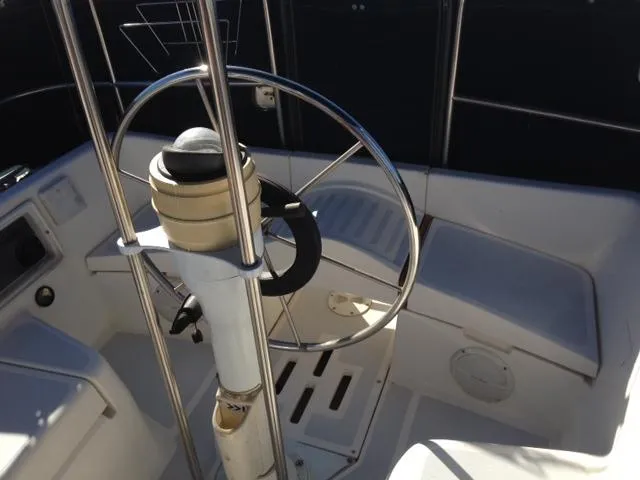 1990 Hunter 28