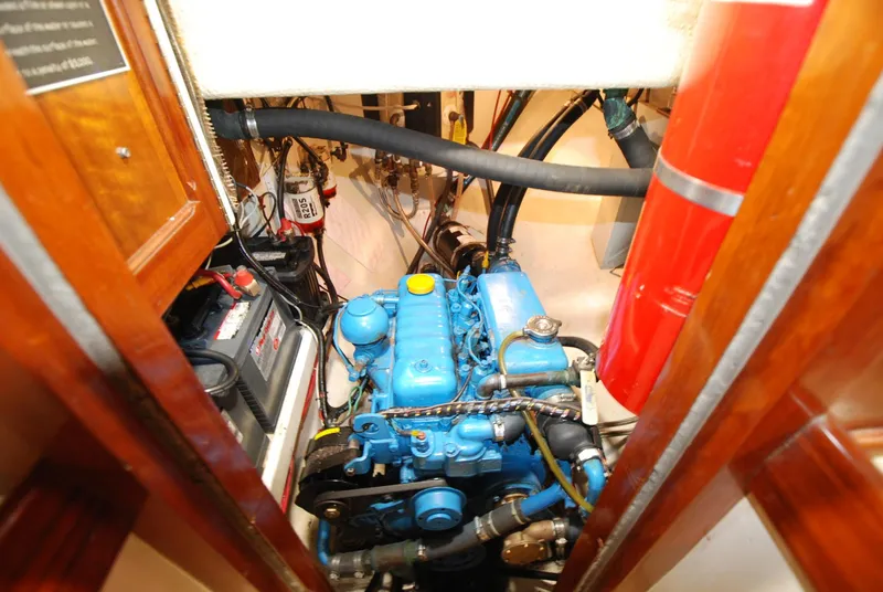 1978 Crealock Kendall 32 Cutter