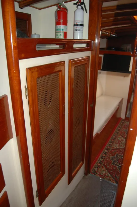 1978 Crealock Kendall 32 Cutter