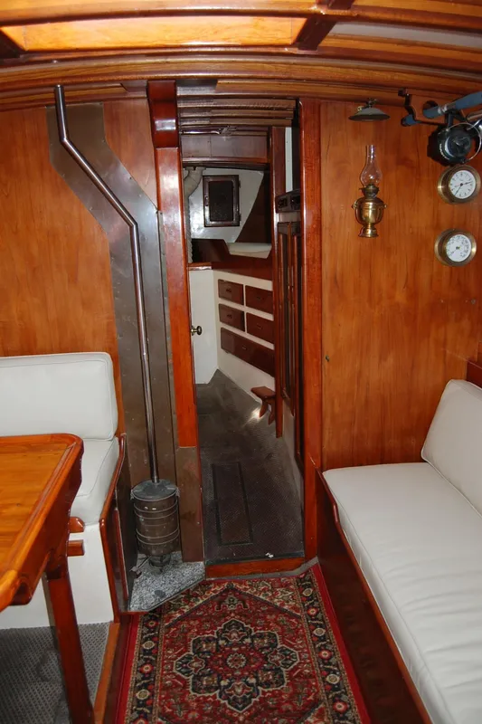 1978 Crealock Kendall 32 Cutter