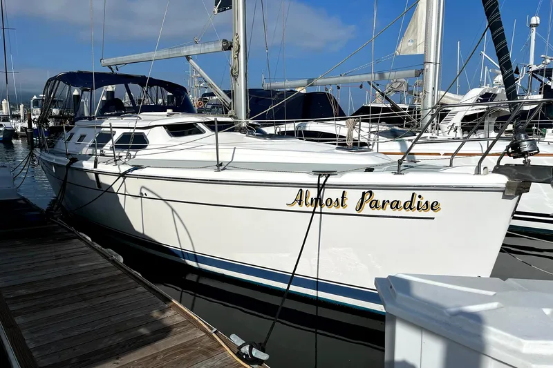 2007 Hunter 41 Deck Salon