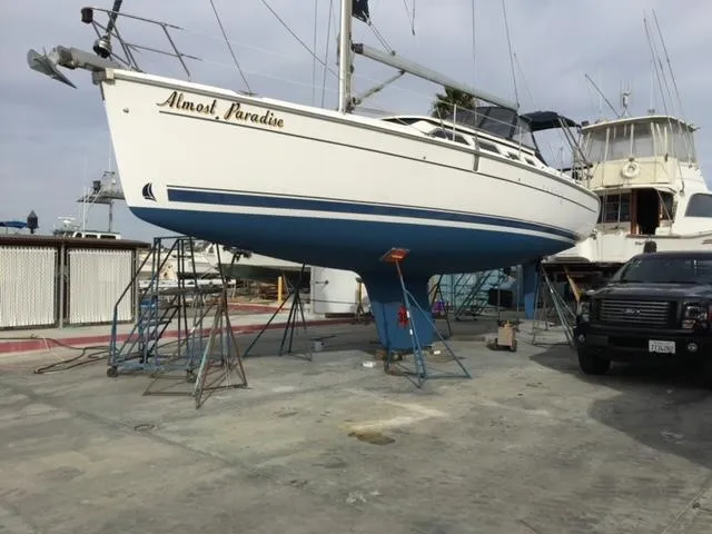 2007 Hunter 41 Deck Salon