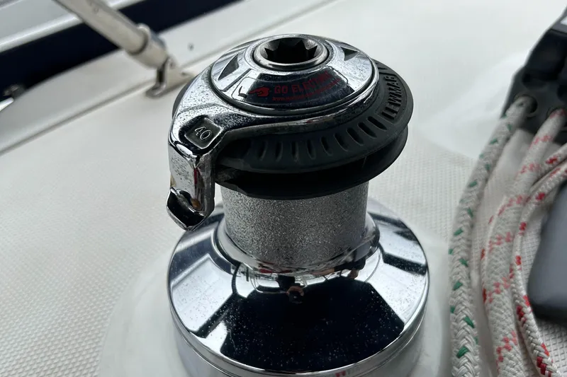 2007 Hunter 41 Deck Salon