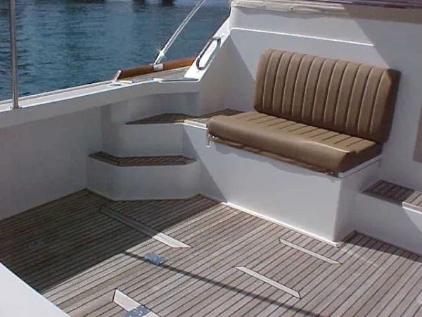 2002 Grand Banks East Bay Hard Top