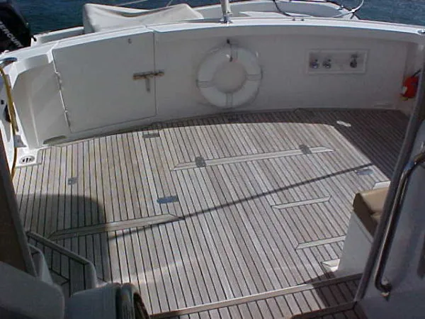 2002 Grand Banks East Bay Hard Top