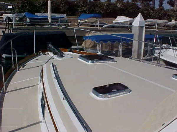 2002 Grand Banks East Bay Hard Top