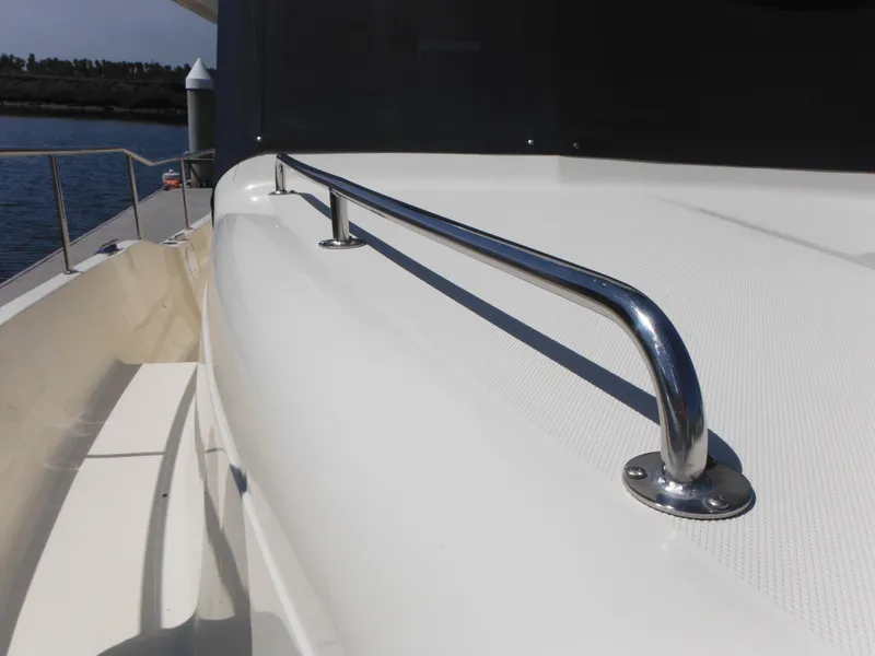 2006 Mainship 34 Trawler