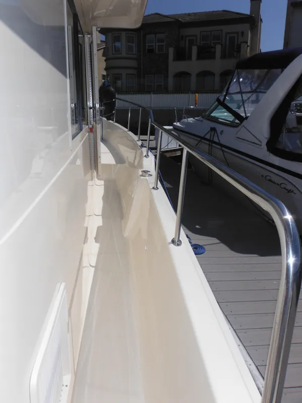 2006 Mainship 34 Trawler