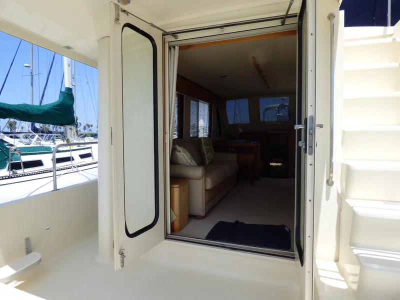2006 Mainship 34 Trawler