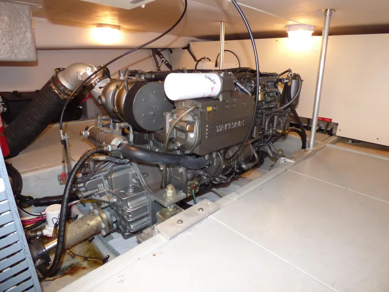 2006 Mainship 34 Trawler