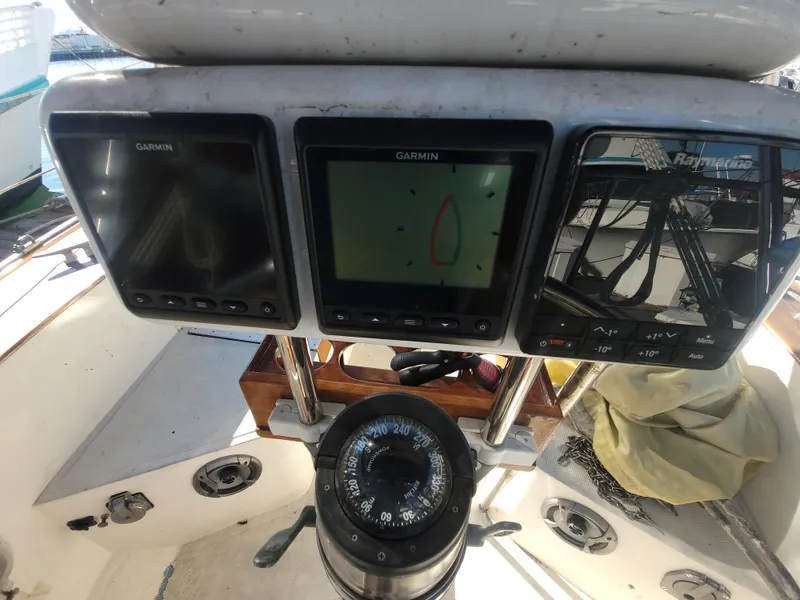1971 Columbia 43 Sloop